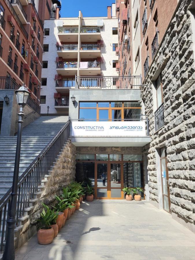 Avlabari Apartment - New One Тбилиси Екстериор снимка